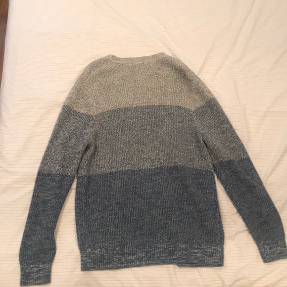 Banana Republic Cardigan - Picture 2 of 2